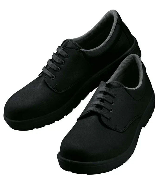 Come scegliere le scarpe perfette per il lavoro in cucina? - Divise & Divise