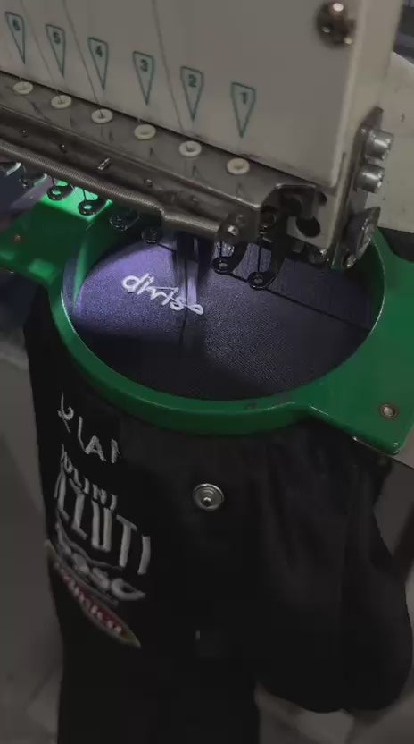 Ricami su abbigliamento professionale di Divise & Divise